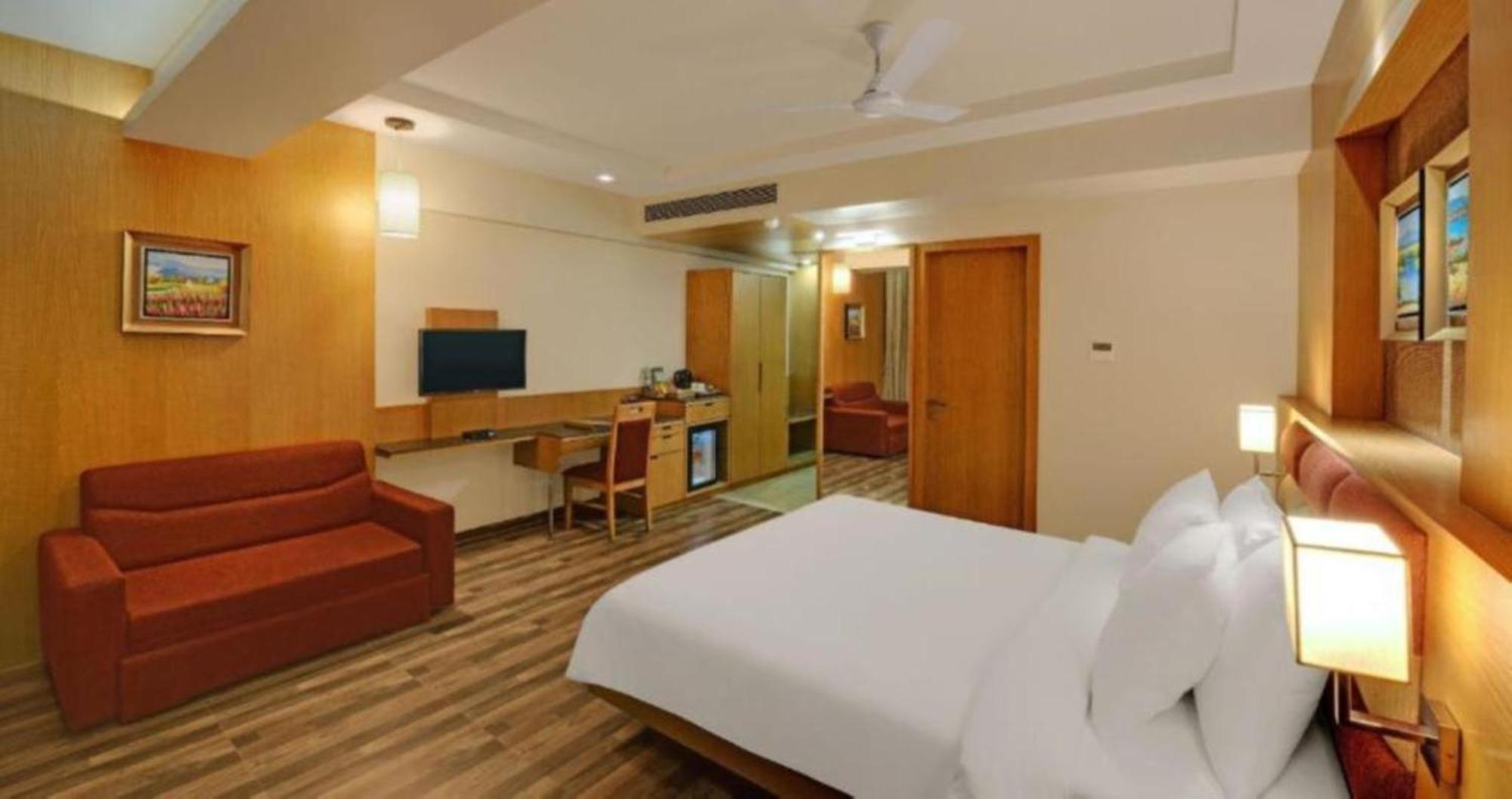 Hotel Seven Inn Near Delhi Airport Nueva Delhi Exterior foto